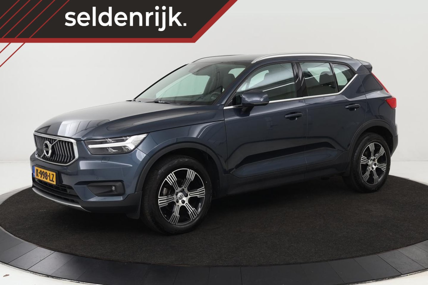 Volvo XC40 - 2.0 D3 Inscription | Leder | Trekhaak | Stoel & stuurverwarming | Adaptive cruise | Camera - AutoWereld.nl