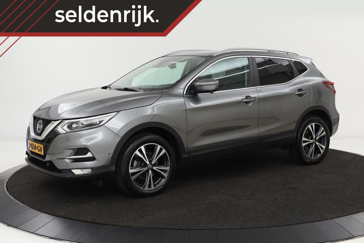 Nissan Qashqai - 1.3 DIG-T Business Edition | Panoramadak | Carplay | Adaptive Cruise | Trekhaak | Stoelver - AutoWereld.nl