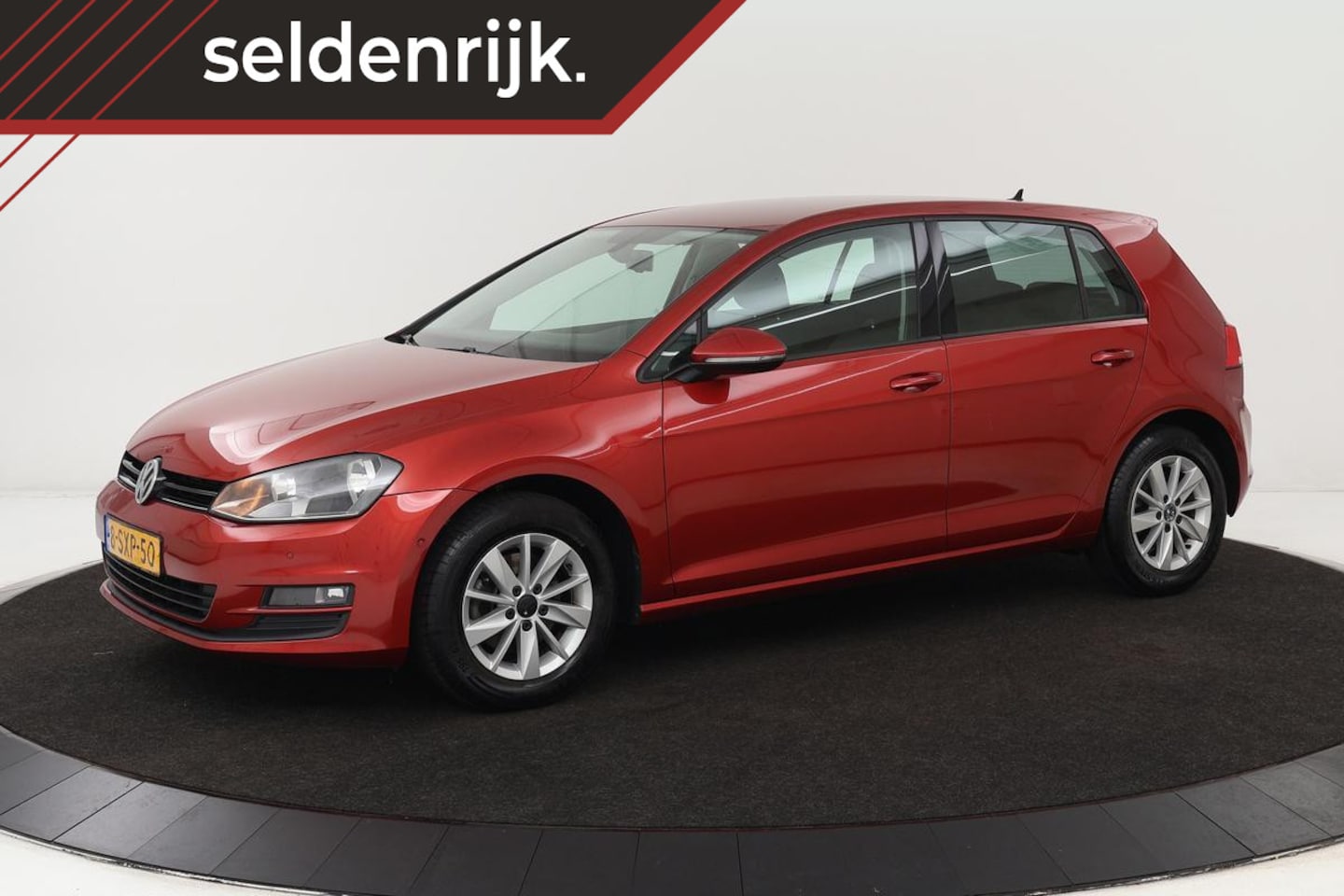 Volkswagen Golf - 1.4 TSI Comfortline | Navigatie | Climate control | Park Assist | Cruise control | Bluetoo - AutoWereld.nl