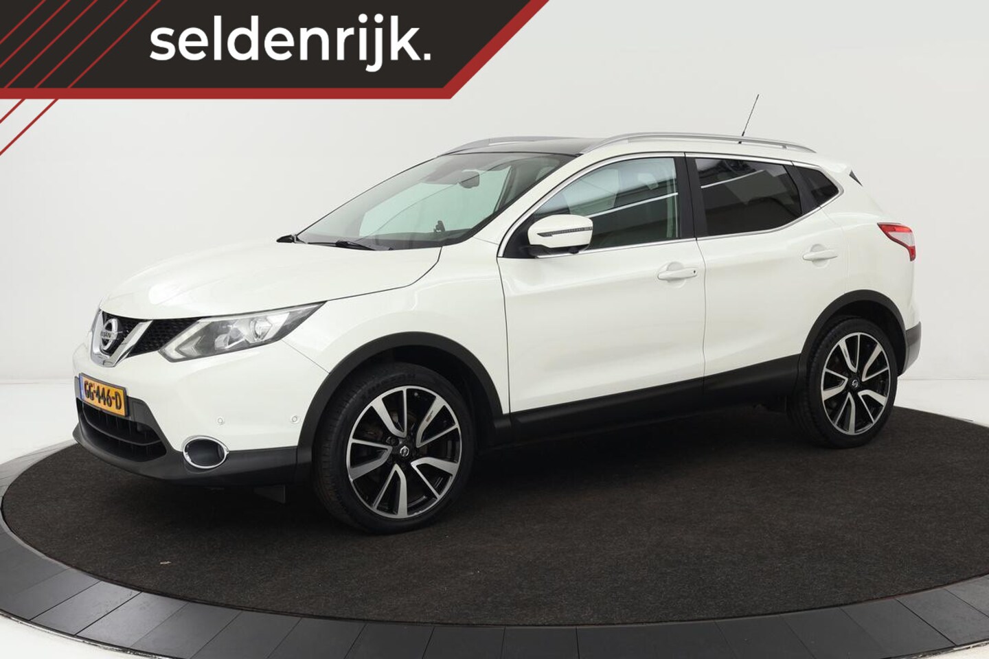 Nissan Qashqai - 1.2 Tekna | Panoramadak | Trekhaak | Leder | 360 camera | Stoelverwarming | Full LED | Key - AutoWereld.nl