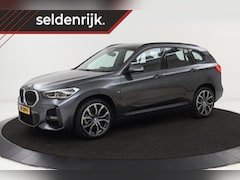 BMW X1 - sDrive18i M-Sport | Camera | Trekhaak | Head-Up | Sportstoelen | Full LED | Navigatie | Cl