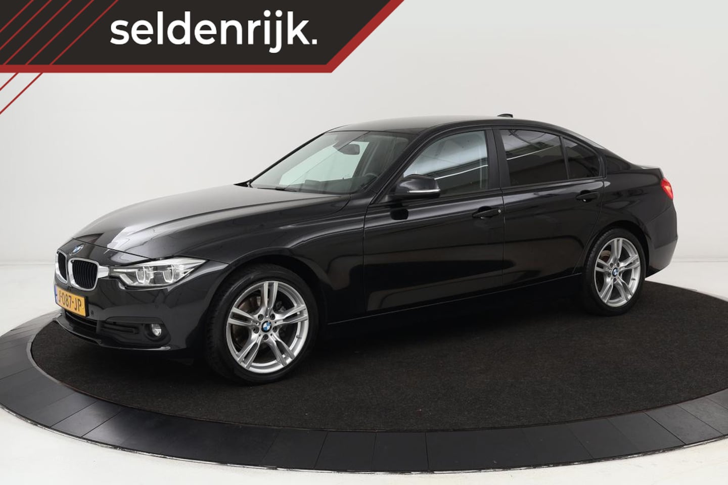 BMW 3-serie - 316d | Automaat | Leder | PDC | Full LED | Navigatie | Climate control | Bluetooth | Cruis - AutoWereld.nl