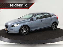 Volvo V40 - 2.0 D2 Nordic+ | Stoelverwarming | Navigatie | Navigatie | Trekhaak | Full LED | Standkach