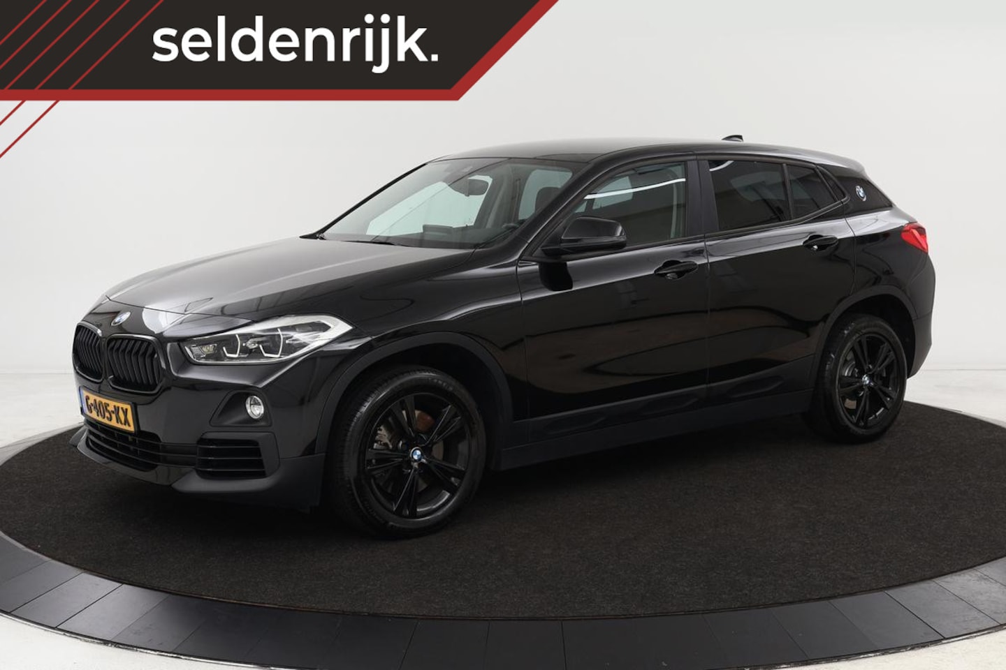 BMW X2 - sDrive20i Executive Edition | Dealer onderhouden | Trekhaak | Head-up | Full LED | Navigat - AutoWereld.nl