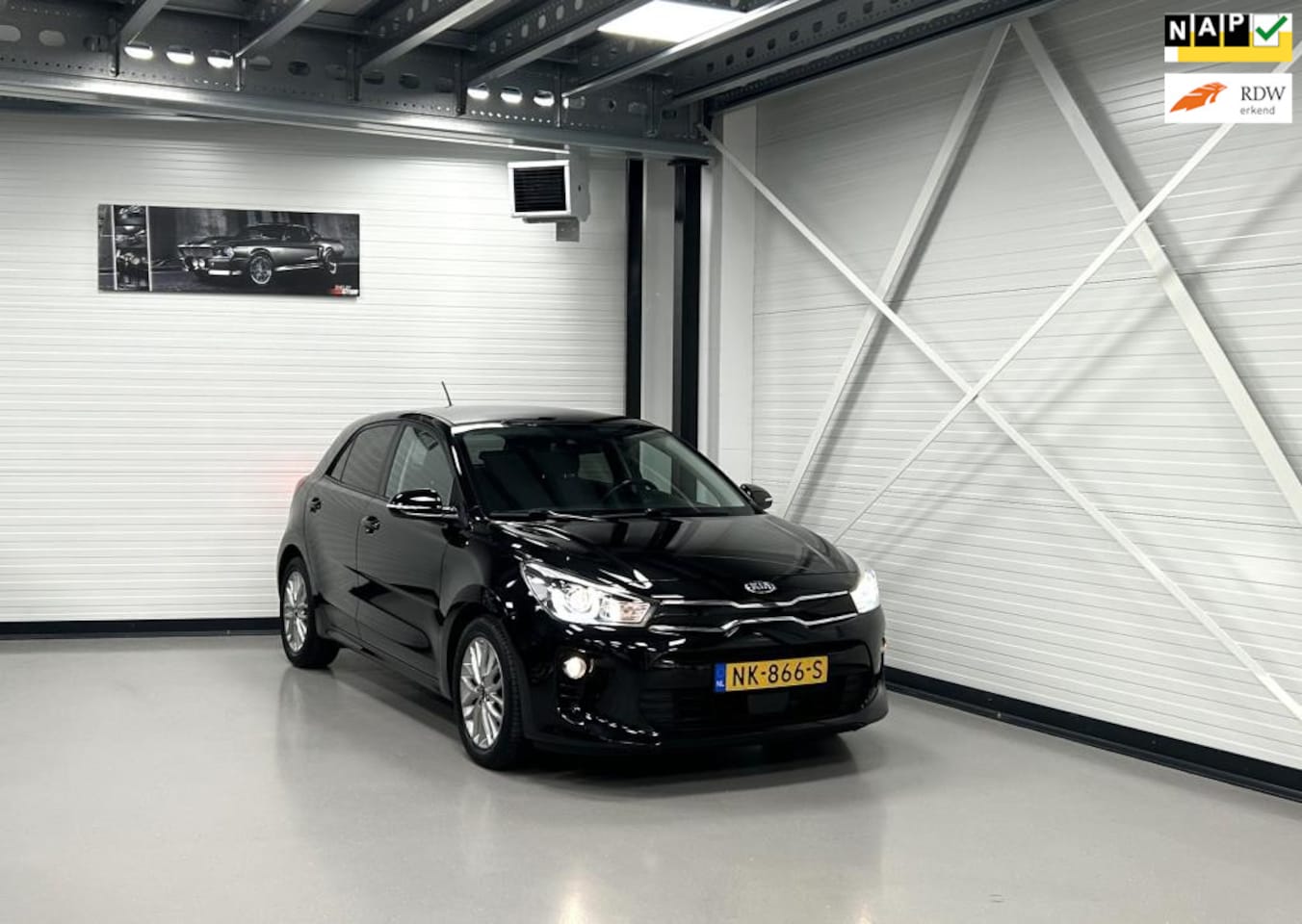 Kia Rio - 100 PK ExclusiveFirst Edition Keyless/Carplay /CruiseC/PDC/Camera/Nav/RijstrookS/Elektrisc - AutoWereld.nl