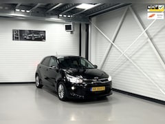 Kia Rio - 100 PK ExclusiveFirst Edition Keyless/Carplay /CruiseC/PDC/Camera/Nav/RijstrookS/Elektrisc