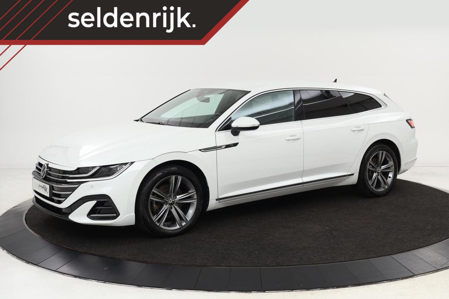 Volkswagen Arteon - Shooting Break 1.4 TSI eHybrid R-Line | Camera | Trekhaak | Navigatie | Stoel & Achterbank - AutoWereld.nl