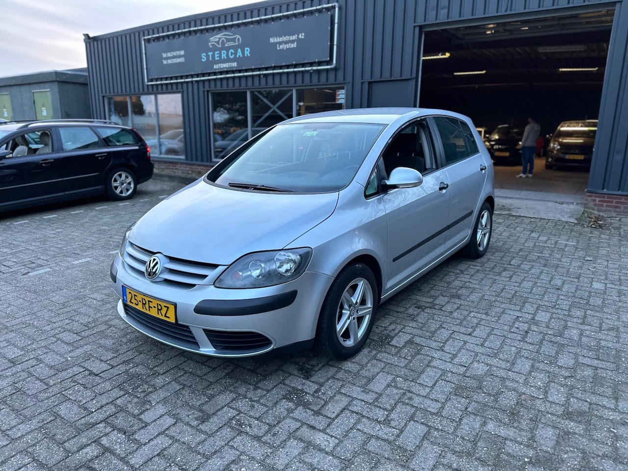 Volkswagen Golf Plus - 1.6 FSI Comfortline 1.6 FSI Comfortline - AutoWereld.nl