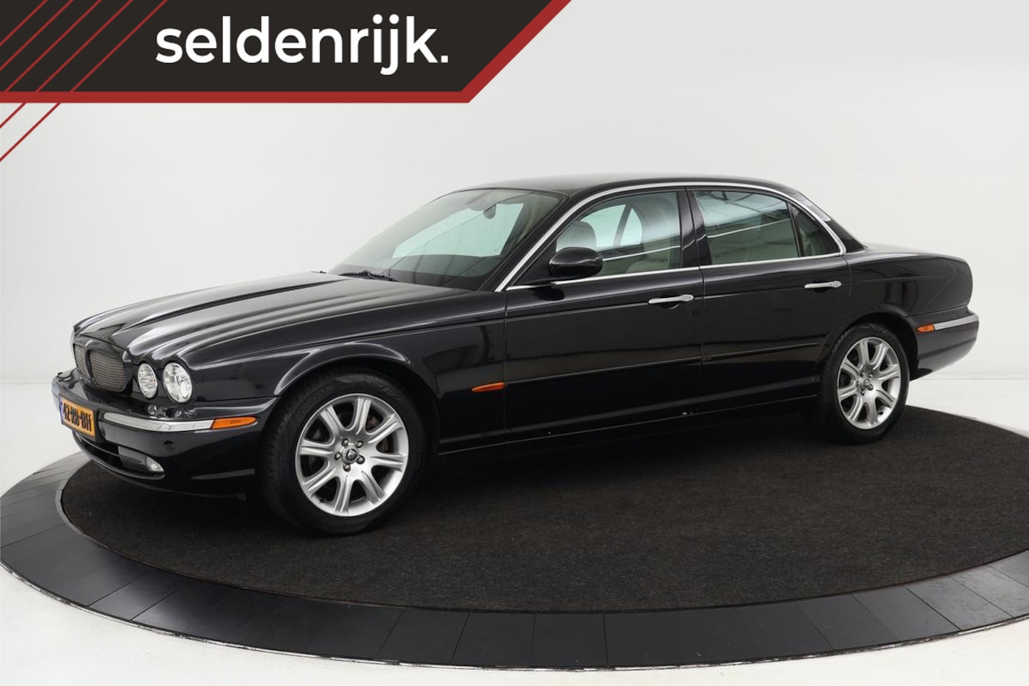 Jaguar XJ - 3.5 V8 Executive | 1e eigenaar | Navigatie | Youngtimer | Autotelefoon | Leder | Xenon | S - AutoWereld.nl