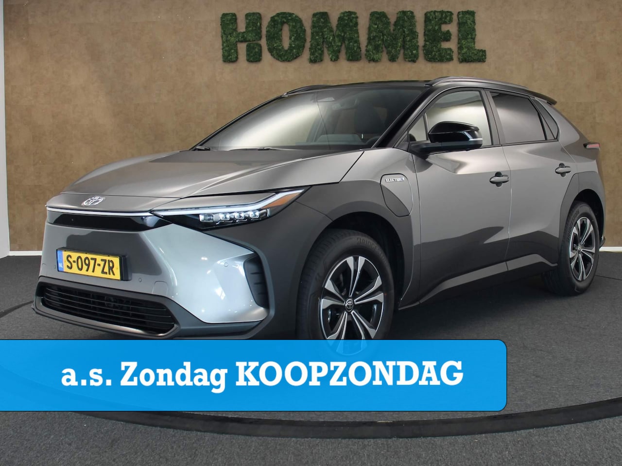 Toyota bZ4X - Dynamic 71 kWh 100% ELEKTRISCH 3 fase laden - PANORAMA DAK - NAVIGATIE - NEDERLANDSE AUTO - AutoWereld.nl