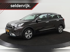 Kia Niro - 1.6 GDi PHEV DynamicLine | Adaptive Cruise | Trekhaak | Carplay | Half leder | Camera | Na