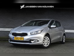 Kia Cee'd - 1.6 GDI Business Pack / Navi / Camera / PDC / Dealer onderhouden