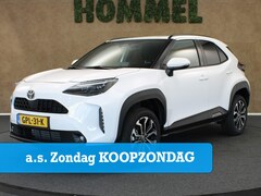 Toyota Yaris Cross - 1.5 Hybrid Team D 130 130 PK - NAVIGATIE - KEYLESS ENTRY & START - STUUR, STOEL EN VOORRUI