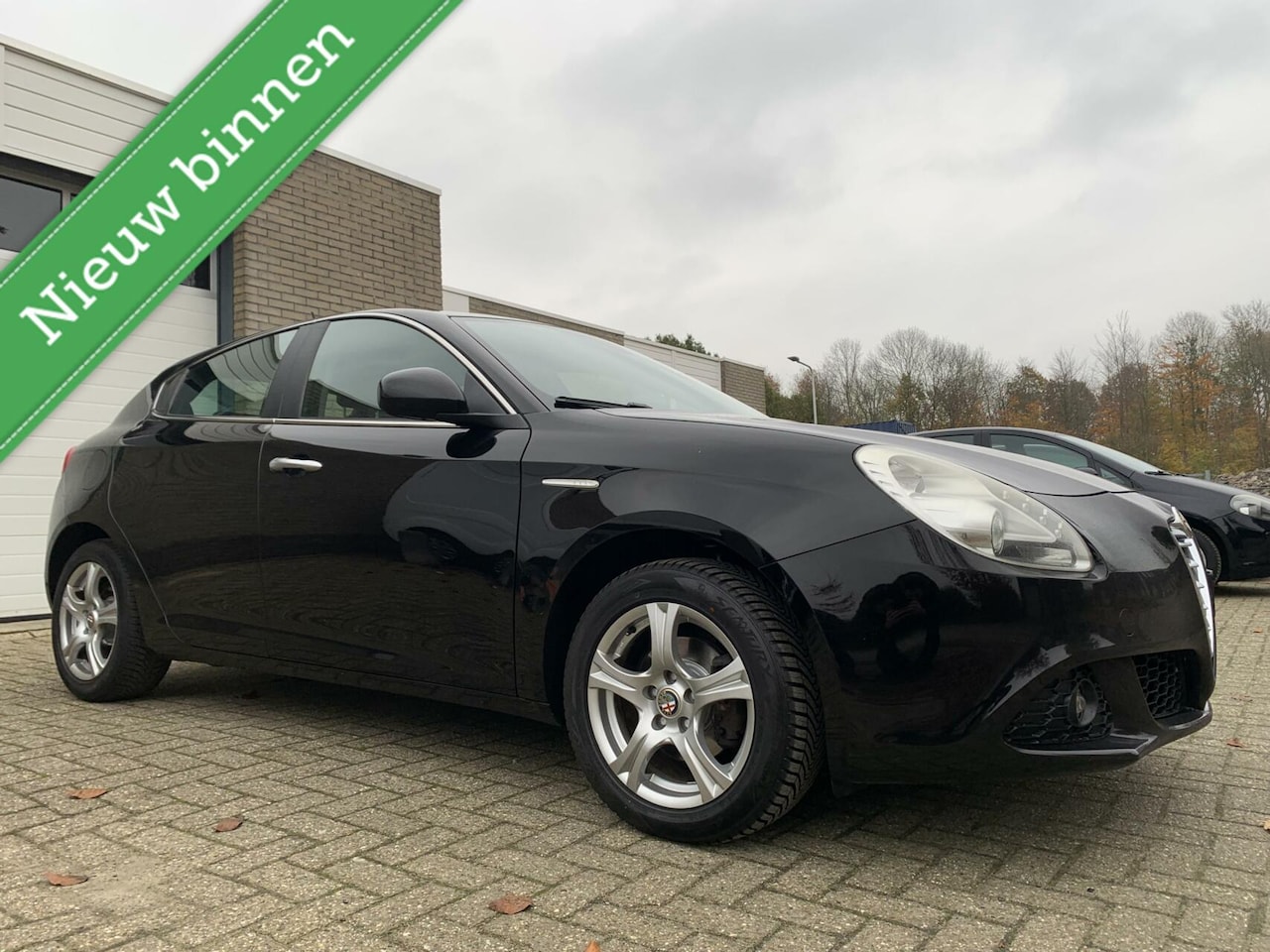 Alfa Romeo Giulietta - 1.4 Turbo NWE APK Airco Carplay Cruise control Elektrische ramen - AutoWereld.nl