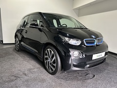 BMW i3 - Basis i3 94Ah 33 kWh | Subsidie mogelijk prijs na subsidie € 12.400, - |