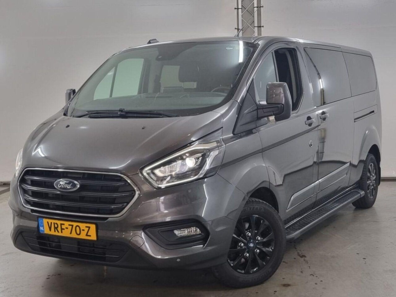 Ford Transit Custom - L2 130pk Automaat Platinum DC FULL-OPTIONS Dub Schuifdeur Xenon Camera Navi Winter pack Tr - AutoWereld.nl