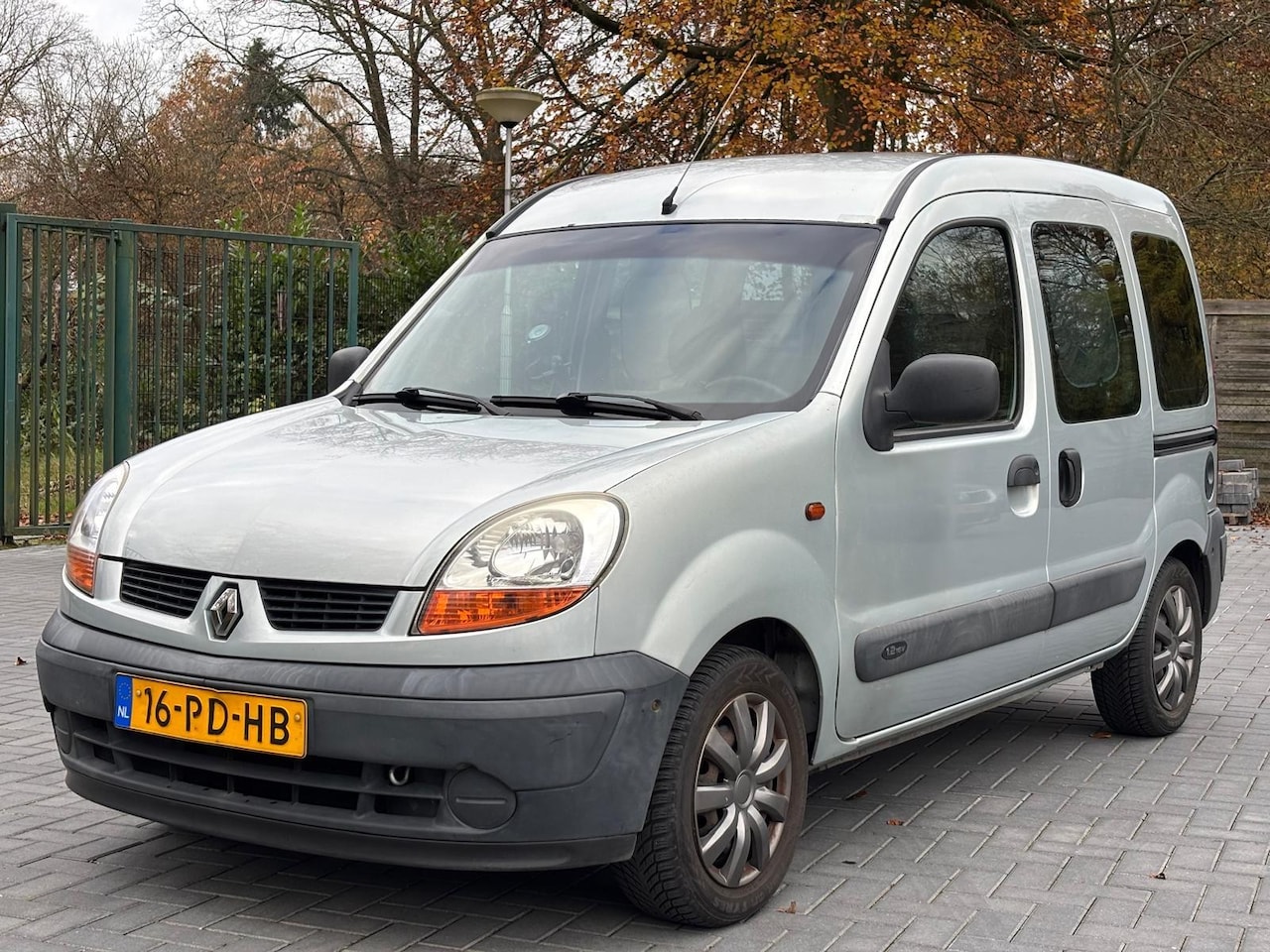 Renault Kangoo - 1.2-16V Privilège Elekt Raam NAP - AutoWereld.nl