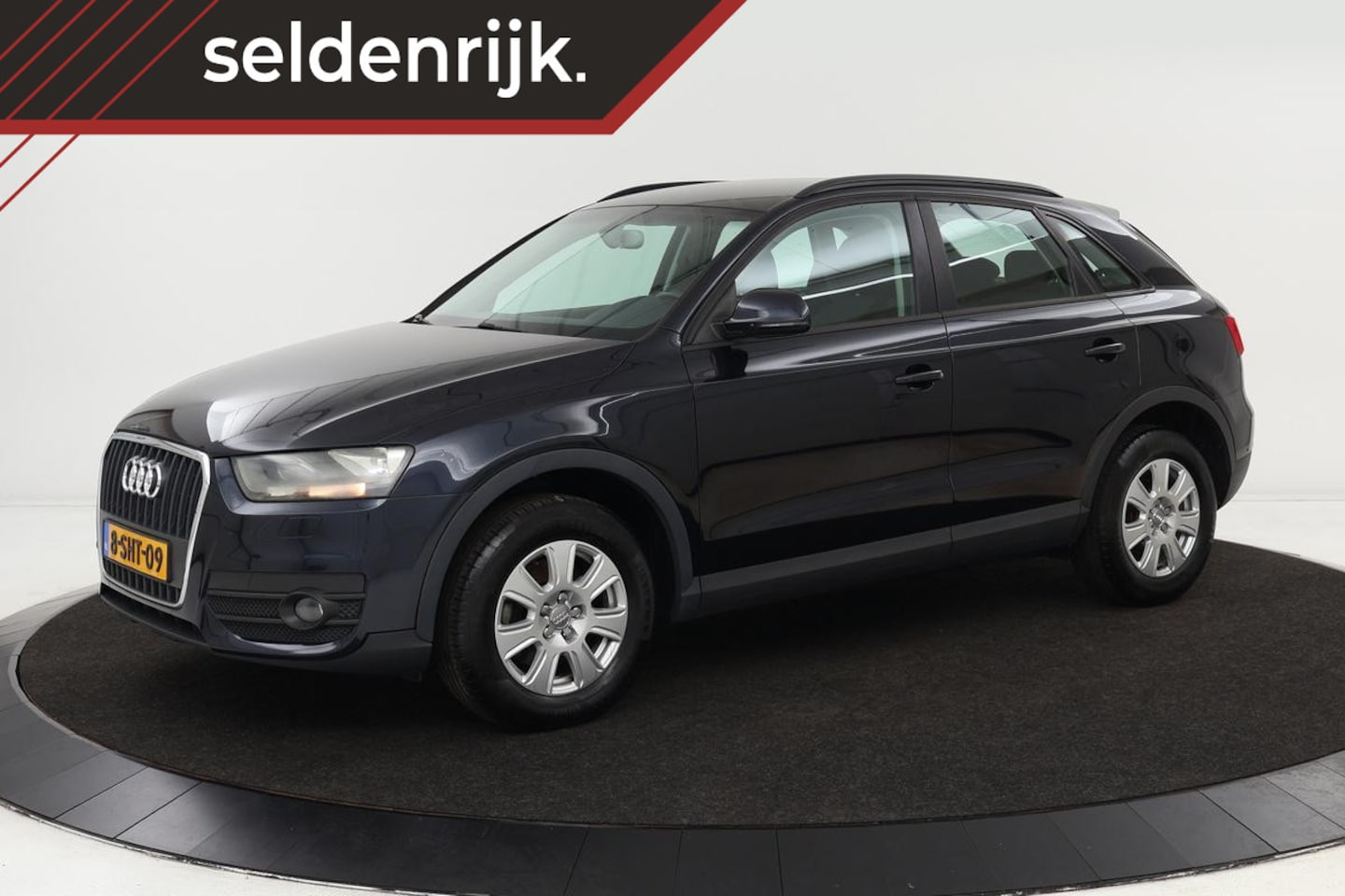 Audi Q3 - 2.0 TDI Basic Edition | Sportstoelen | PDC | Trekhaak | Airco | Cruise control - AutoWereld.nl