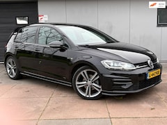 Volkswagen Golf - 1.5 TSI Highline Business R