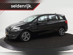 BMW 2-serie Gran Tourer - 218i Executive | Sport Line | Leder | Stoel & Stuurverwarming | PDC | Sportstoelen | Head