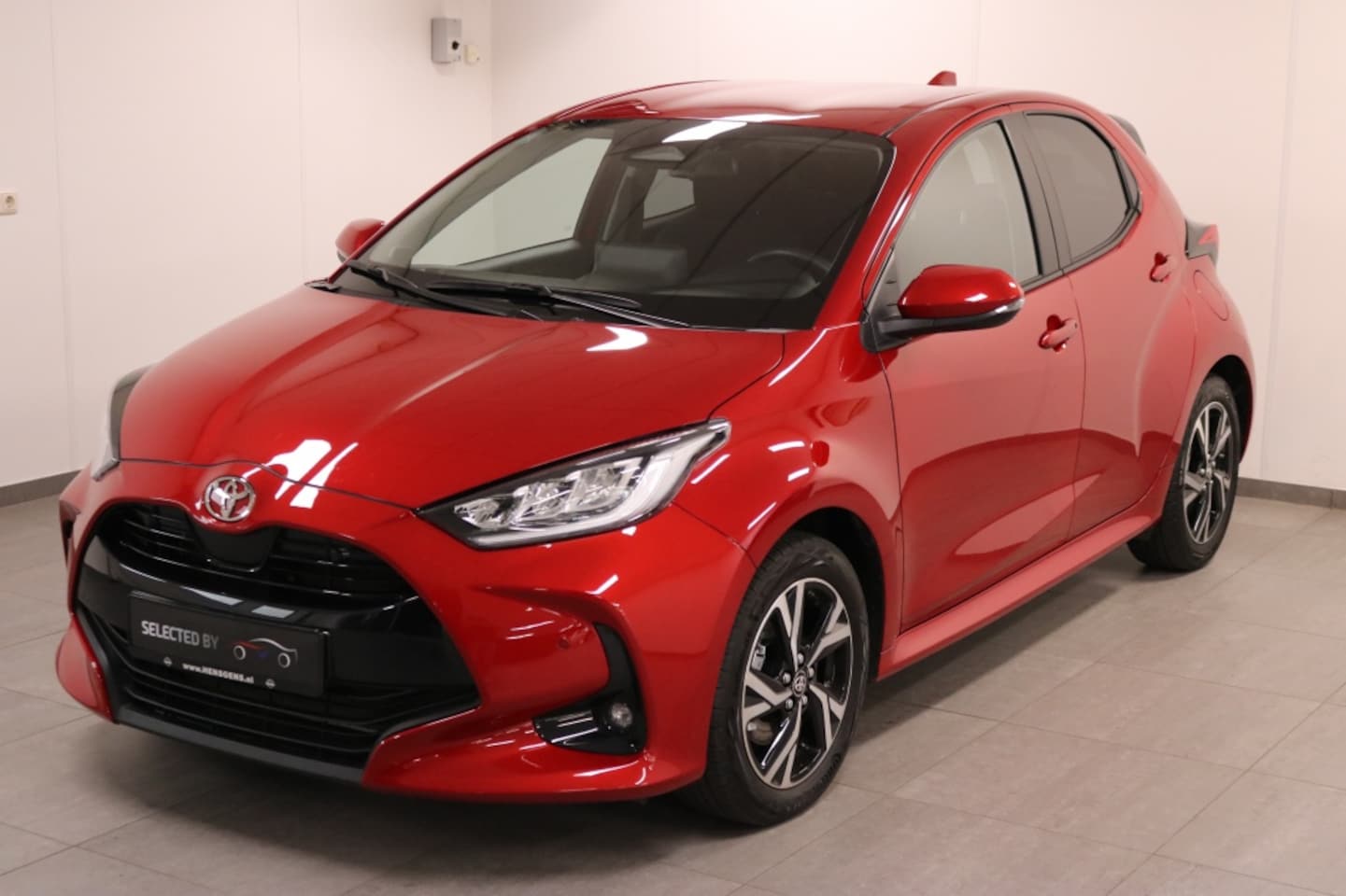 Toyota Yaris - 1.5 Hyb. Dynamic | Safety pack - AutoWereld.nl