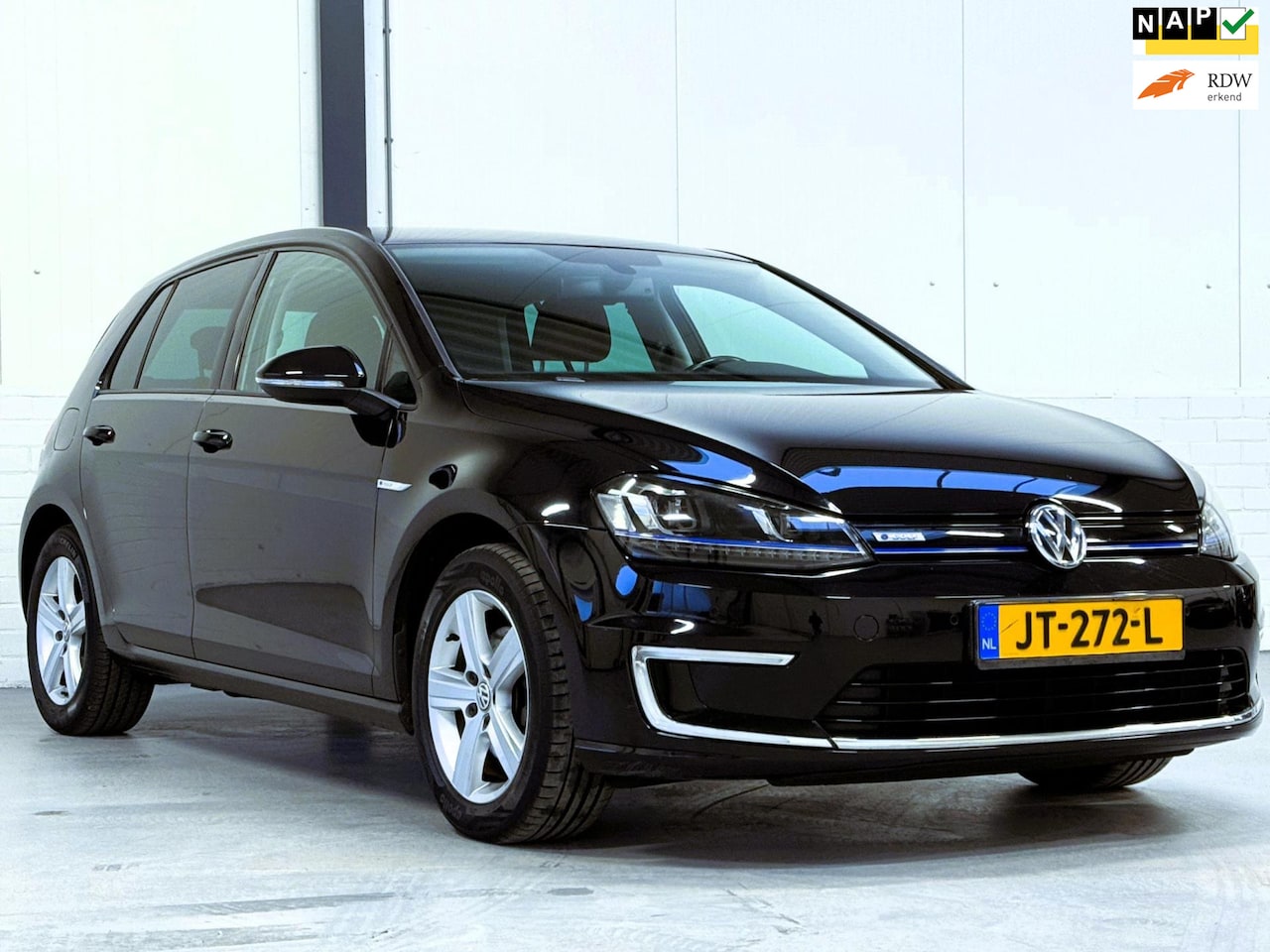 Volkswagen e-Golf - E-Golf Leder|Camera|Subsidie mogelijk - AutoWereld.nl