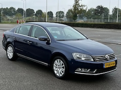 Volkswagen Passat - 1.6 TDI 77kW Comfortline BlueMotion •