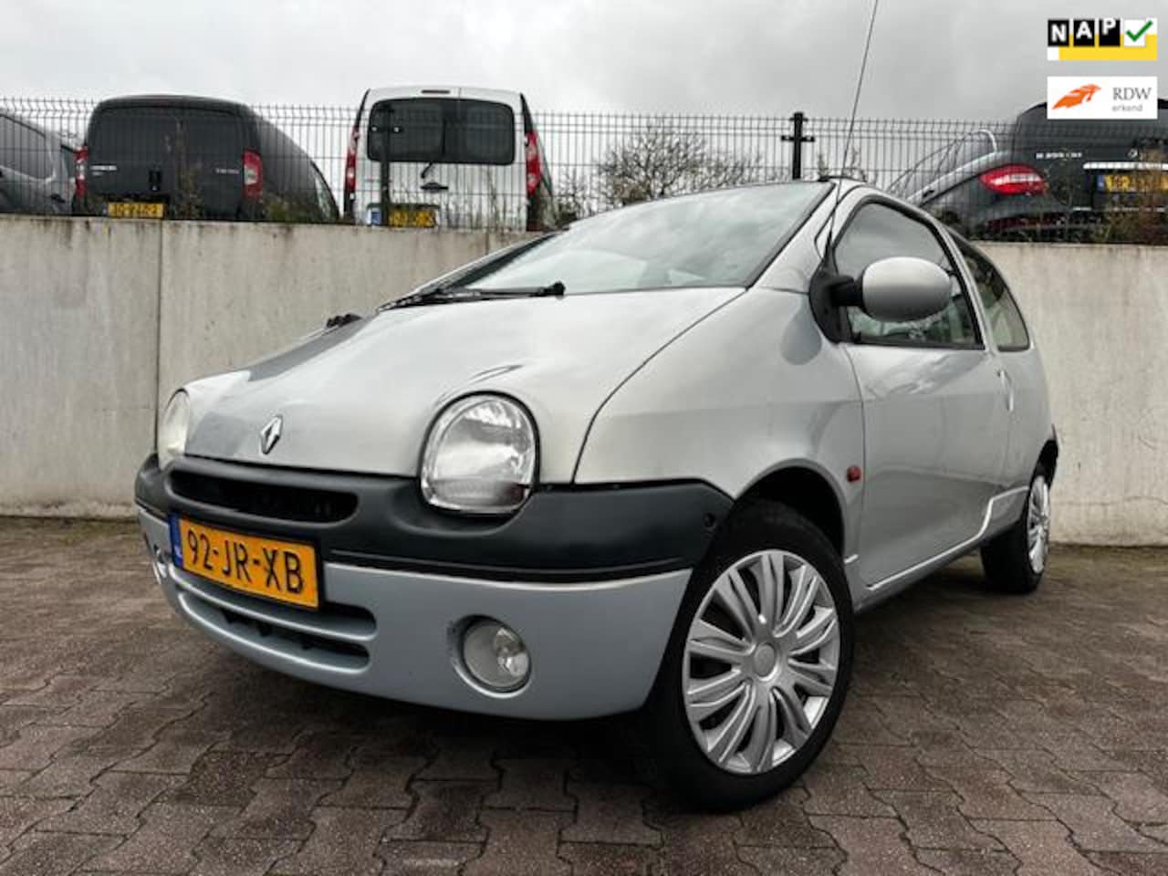 Renault Twingo - 1.2 Hélios/AIRCO/NIEUW APK/NAP/ - AutoWereld.nl