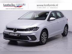 Volkswagen Polo - 1.0 TSI Style navigatie apple-carplay DAB-ontvangst PDC v+a camera climate-controle cruise