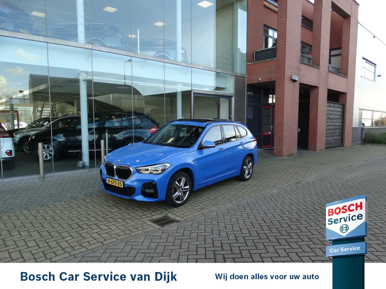 BMW X1 - xDrive20i High Executive aut M-pakket / Panoramadak - AutoWereld.nl