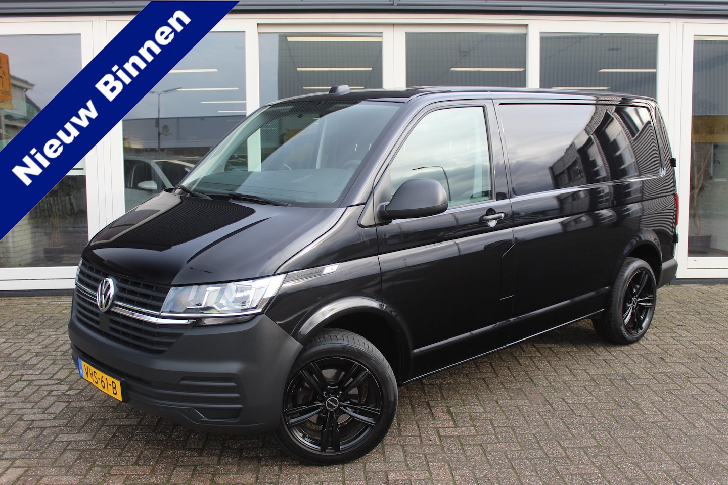 Volkswagen Transporter - 2.0 TDI L1H1 26 Economy Business 2.0 TDI L1H1 26 Economy Business, Cruise Control, Airco, PDC A, Prijs Is Rijklaar Ex Btw - AutoWereld.nl