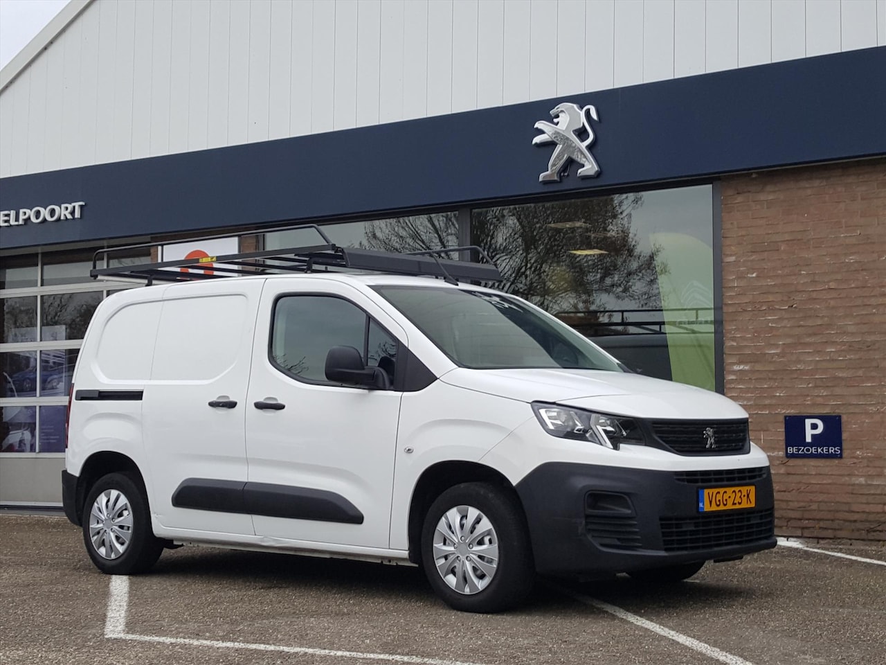 Peugeot Partner - PRO 1.5 BlueHDi -75pk 650kg | IMPERIAAL | BLUETOOTH | KASTINBOUW MET VLOERPLAAT EN BEPLATI - AutoWereld.nl