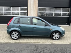 Ford Fiesta - 1.4-16V First Edition AIRCO NIEUWE APK