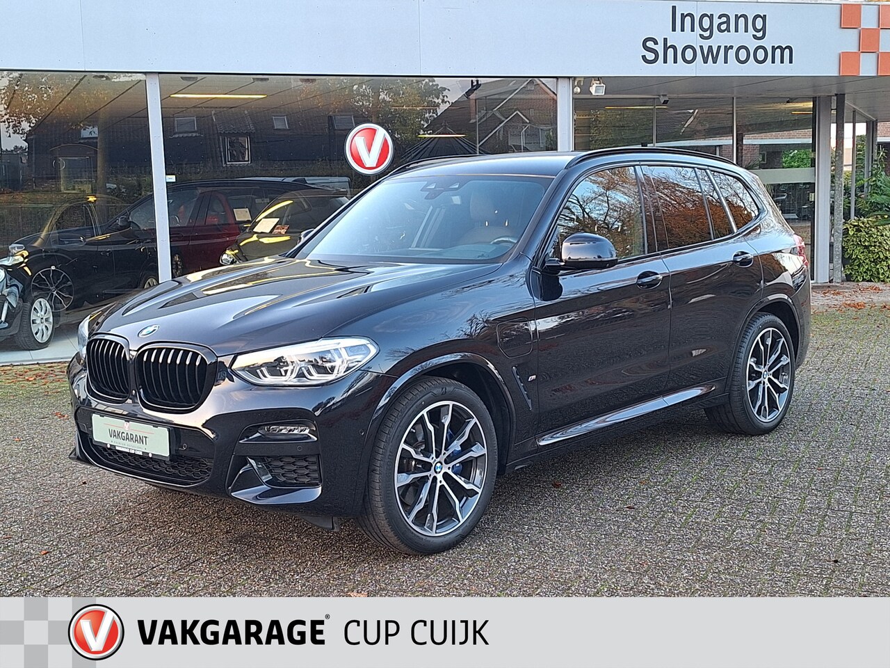 BMW X3 - xDrive30e 292PK M-Sport Pakket /Pano/Trekhaak/Leer/HUD/360 Camera/Carbonzwart/Adaptive Lic - AutoWereld.nl