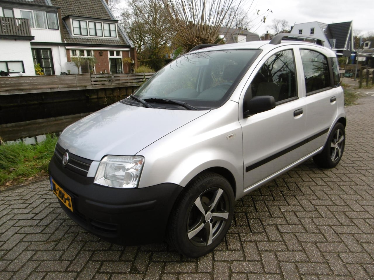 Fiat Panda - 1.2 Dynamic Airco Zuinig Hoge instap Voordelig rijden - AutoWereld.nl