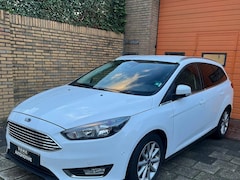 Ford Focus - 1.0 Titanium