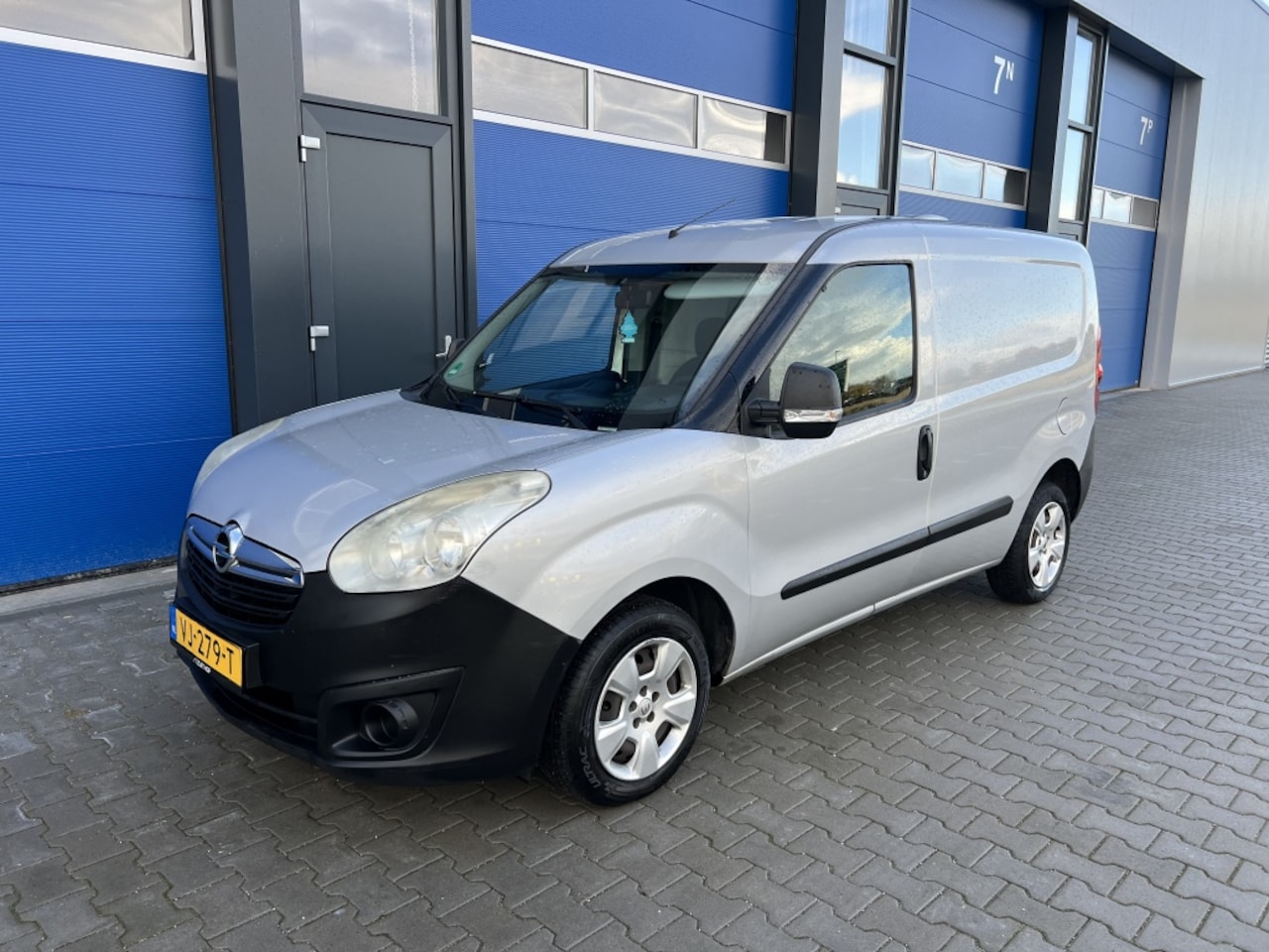 Opel Combo - 1.3 CDTi L1H1 ecoFl. - AutoWereld.nl