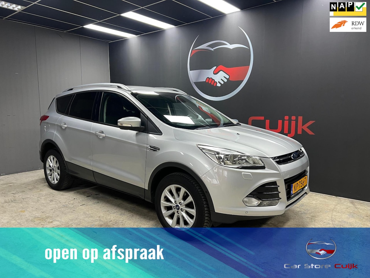 Ford Kuga - 1.5 Titanium | Elek. Kofferbak | Camera | Trekhaak - AutoWereld.nl