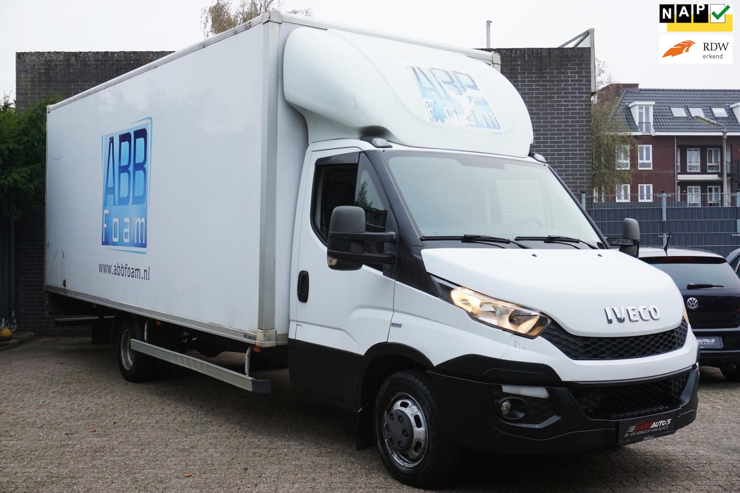 Iveco Daily - 50C21 3.0 475 3P Airco Cruise Nieuwe motor + bak - AutoWereld.nl