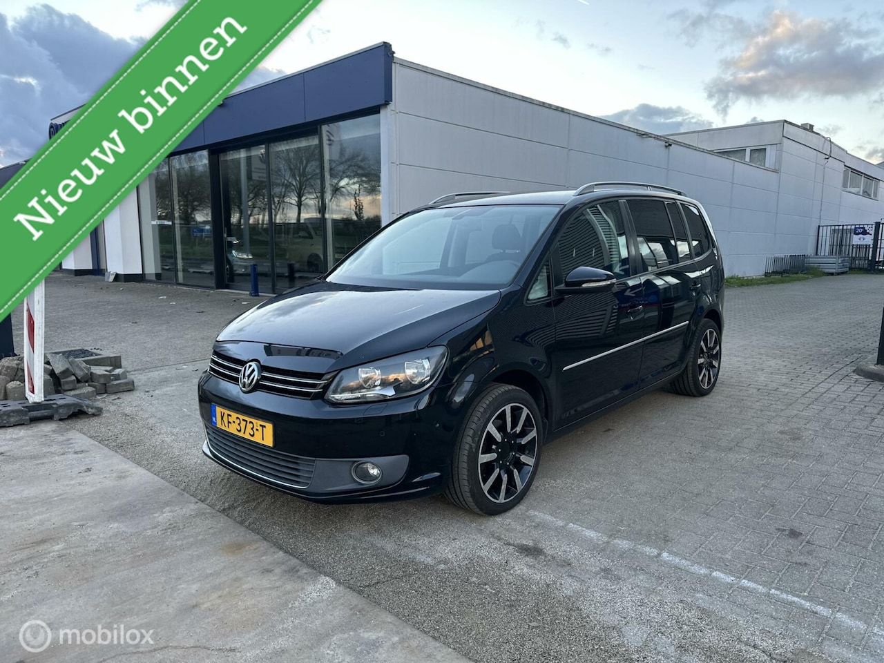 Volkswagen Touran - 1.4 TSI Trendline Navi Clima pdc Cruise - AutoWereld.nl