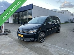 Volkswagen Touran - 1.4 TSI Trendline Navi Clima pdc Cruise