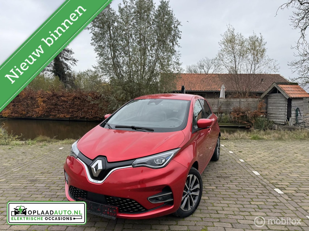 Renault Zoe - R135 Intens 52 kWh | CCS |Camera | Jaar garantie - AutoWereld.nl