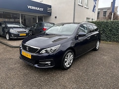 Peugeot 308 - 1.2 PureTech 110pk Blue Lease Executive