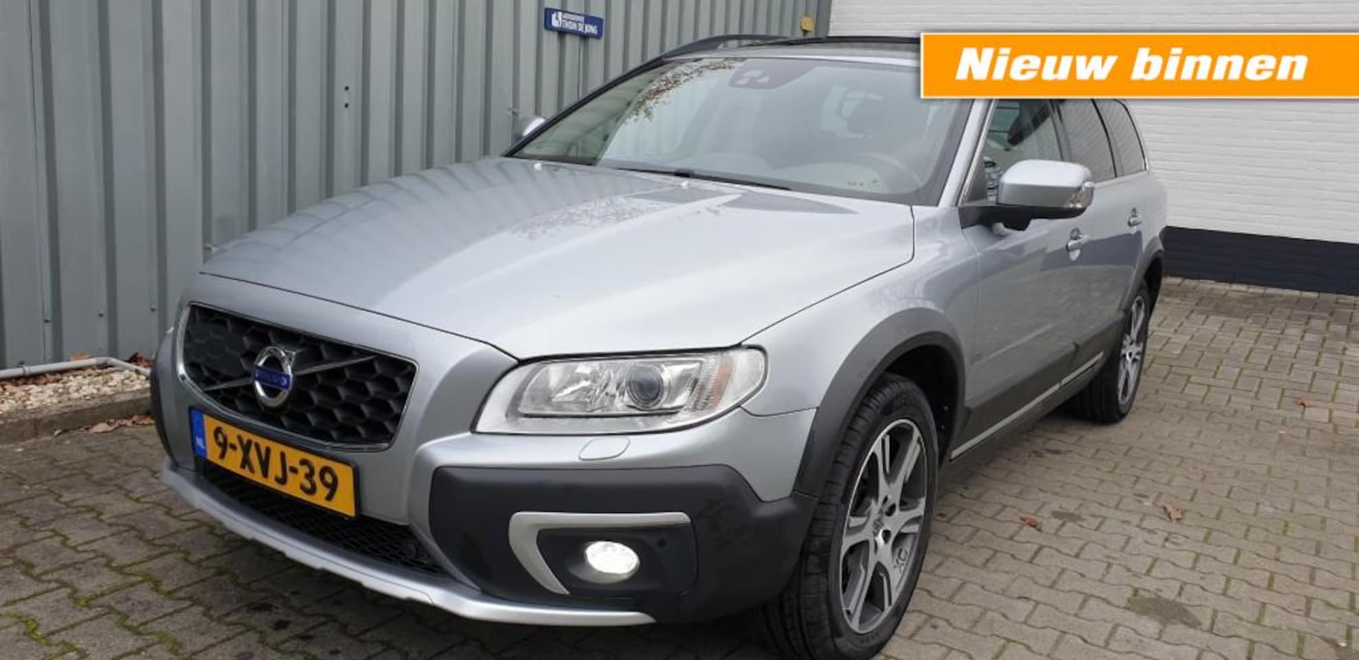 Volvo XC70 - 2.0 D4 FWD Nordic 2.0 D4 FWD NORDIC+ - AutoWereld.nl