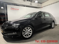 Skoda Superb Combi - 1.5 TSI ACT 150pk Business Edition DSG7 110kw Carplay / Elektr.A.Klep / Adapt. Cruise C. /