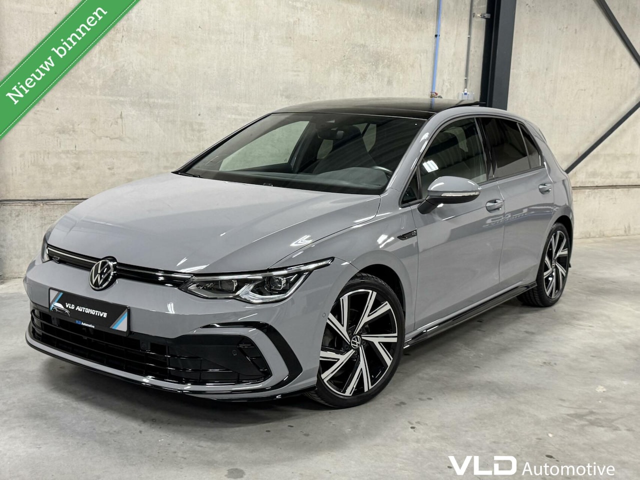 Volkswagen Golf - 8 1.5 eTSI 3X R-Line|PANO|IQ|H&K|CAM|SFEER| - AutoWereld.nl