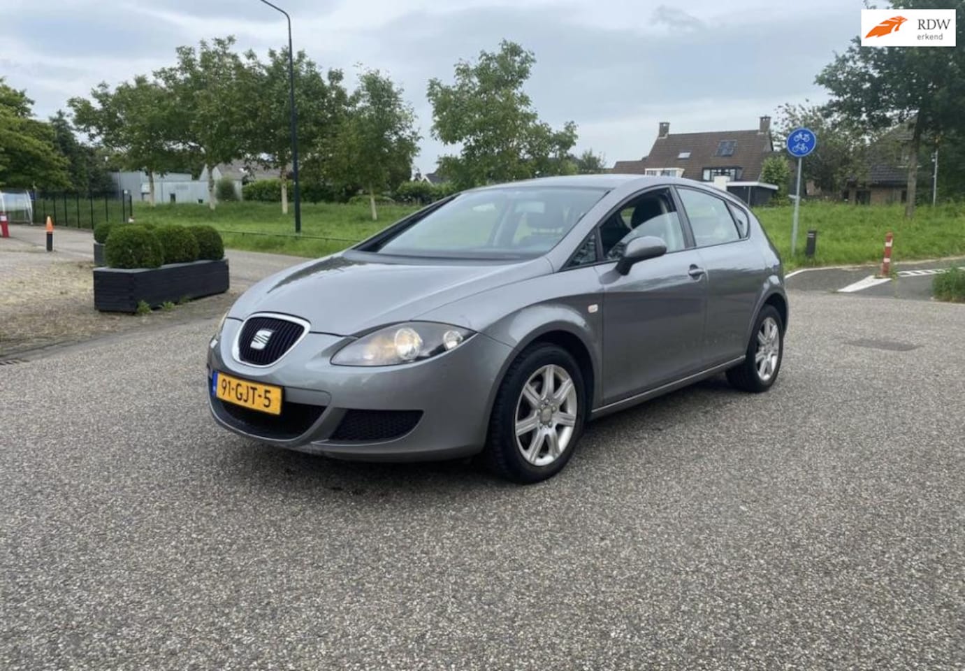 Seat Leon - 1.9 TDI Ecomotive Reference 1.9 TDI Ecomotive Reference - AutoWereld.nl