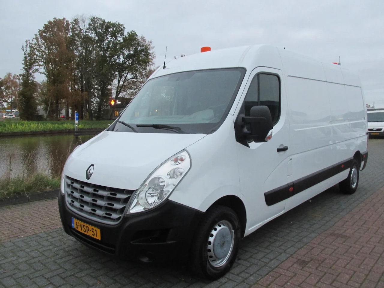 Renault Master - L3H2 Service bus - AutoWereld.nl