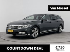 Volkswagen Passat Variant - 1.5 TSI R-Line Business + | Navigatie | Camera | Parkeersensoren Voor/Achter | Airco | 17