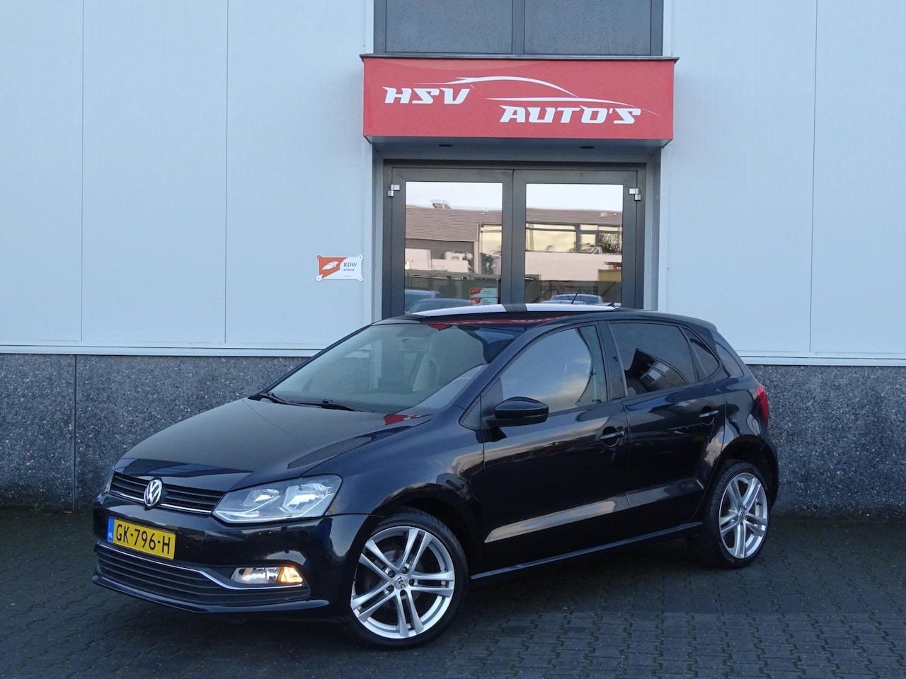 Volkswagen Polo - 1.2 TSI Highline airco cruise LM 4-deurs - AutoWereld.nl